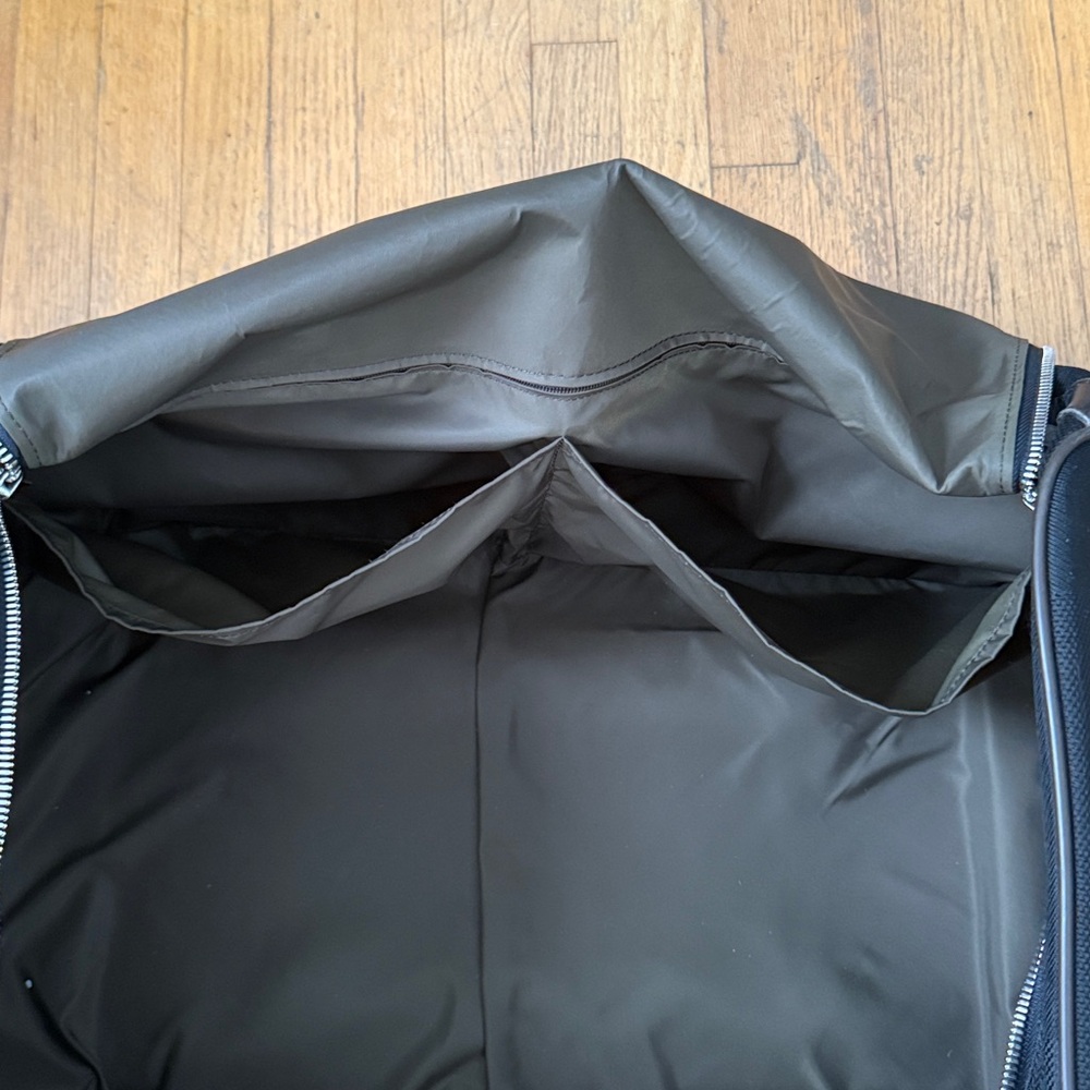 Louis Vuitton Black and Brown Travel Bag - Picture 15 of 16